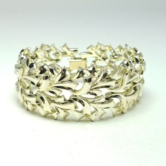 Vintage Coro Pegasus Wide Gold Tone Panel Bangle Bracelet, Stacking Signed - Picture 6 of 6